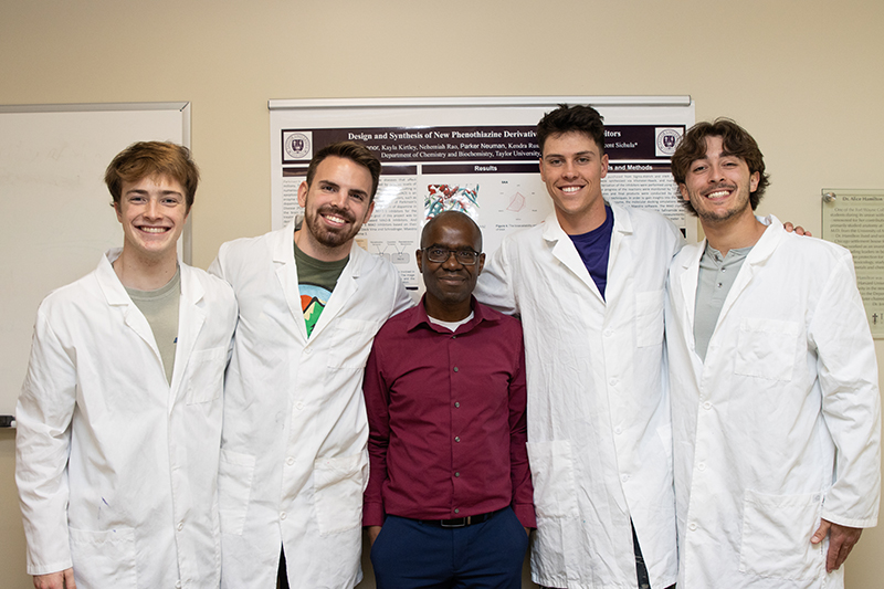 Chemistry Professor Leads Students in Cancer, Parkinson’s, Alzheimer’s Research Thumbnail