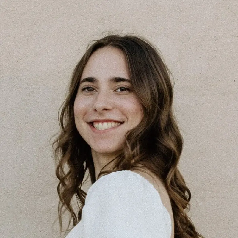 Lauren Huitsing headshot