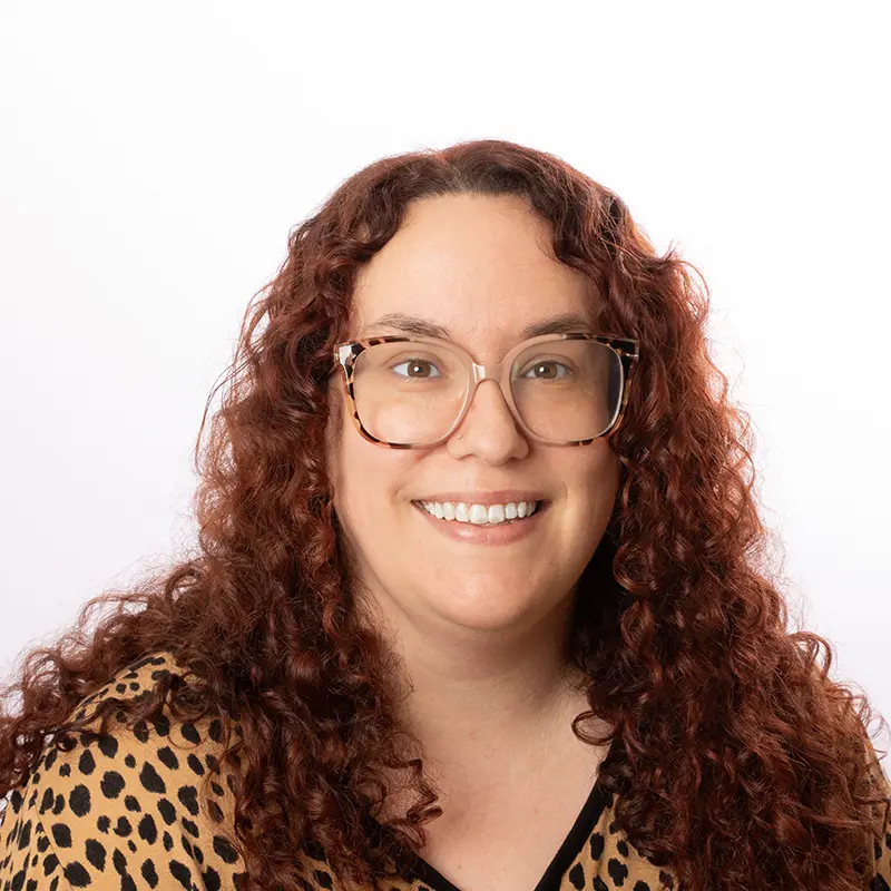 Mary Persinger headshot